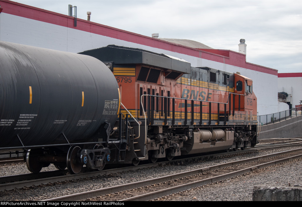 BNSF 6795